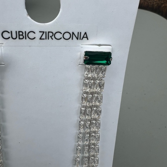 Forever 21 Silver & Green Geometric Drop Earrings - Picture 7 of 7